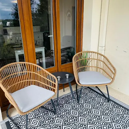 Apartman Yucca, Avec Garage Prive Et Balcon Caen