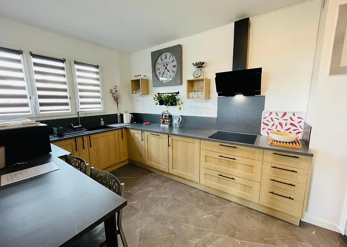 Apartman Yucca, Avec Garage Prive Et Balcon Caen