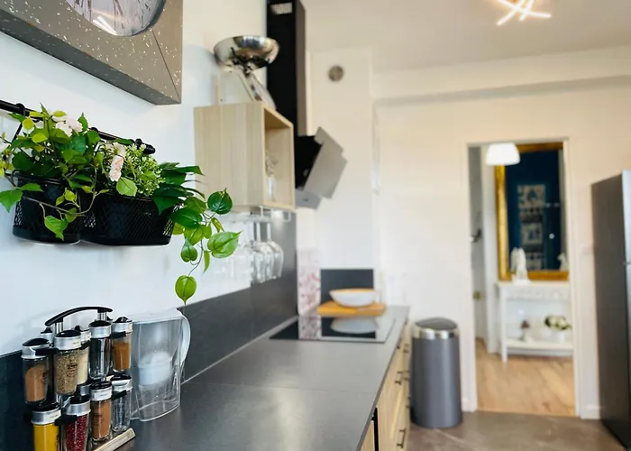 Yucca, Avec Garage Prive Et Balcon Apartman *