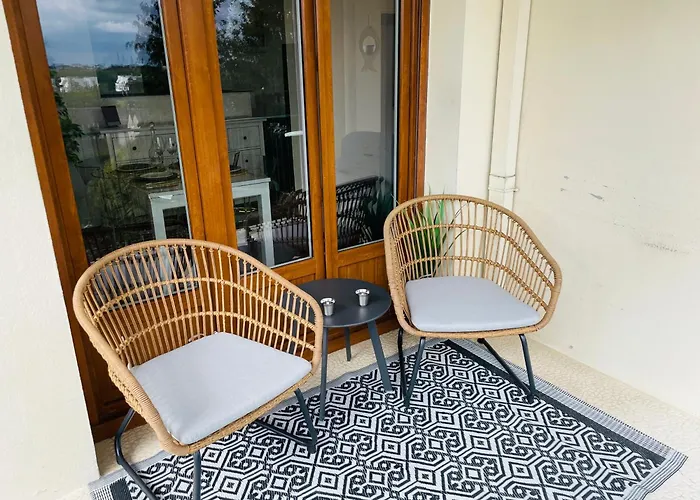 アパート Yucca, Avec Garage Prive Et Balcon カーン